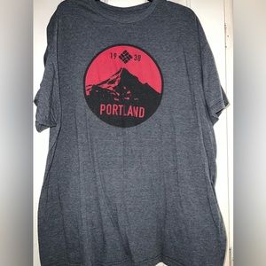 Grey Columbia T-shirt featuring Portland Oregon size XXL